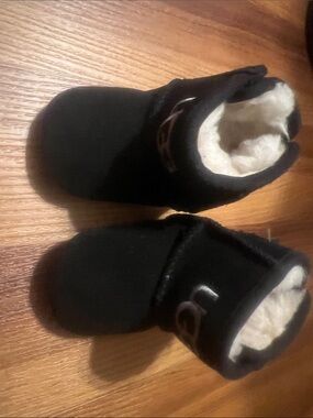 Baby UGG Black Shearling-Lined Booties